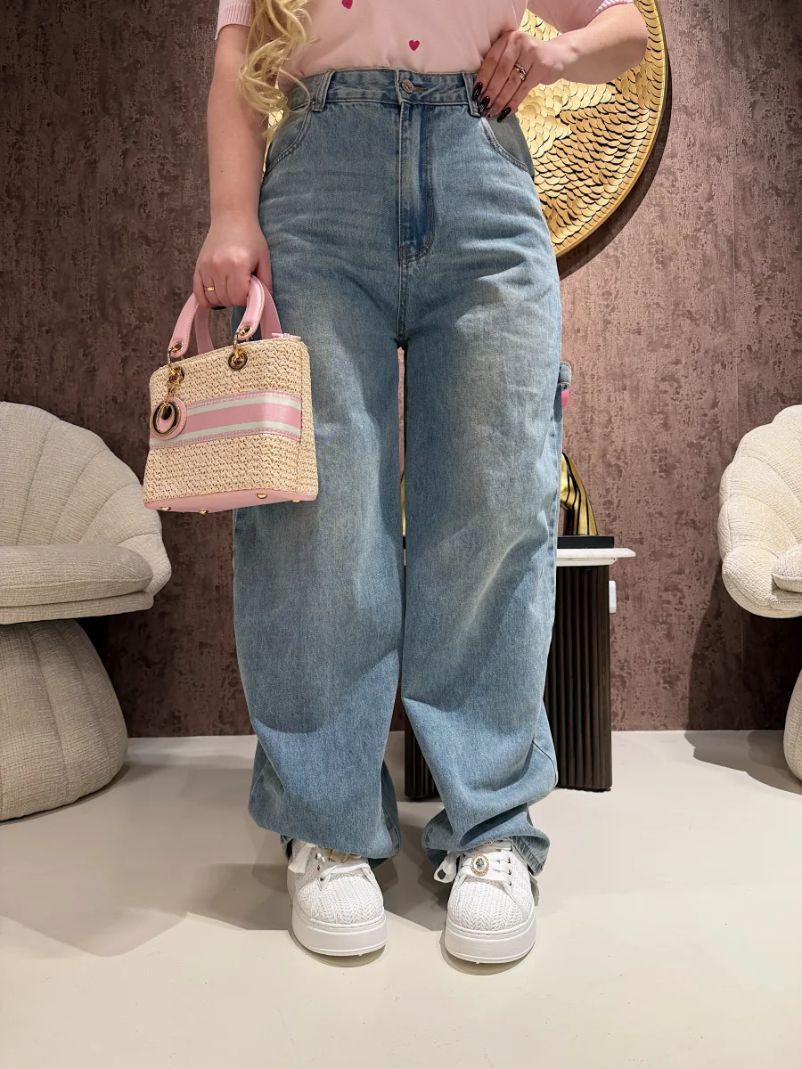 Jeans con tasca a cuore ballon - immagine 3