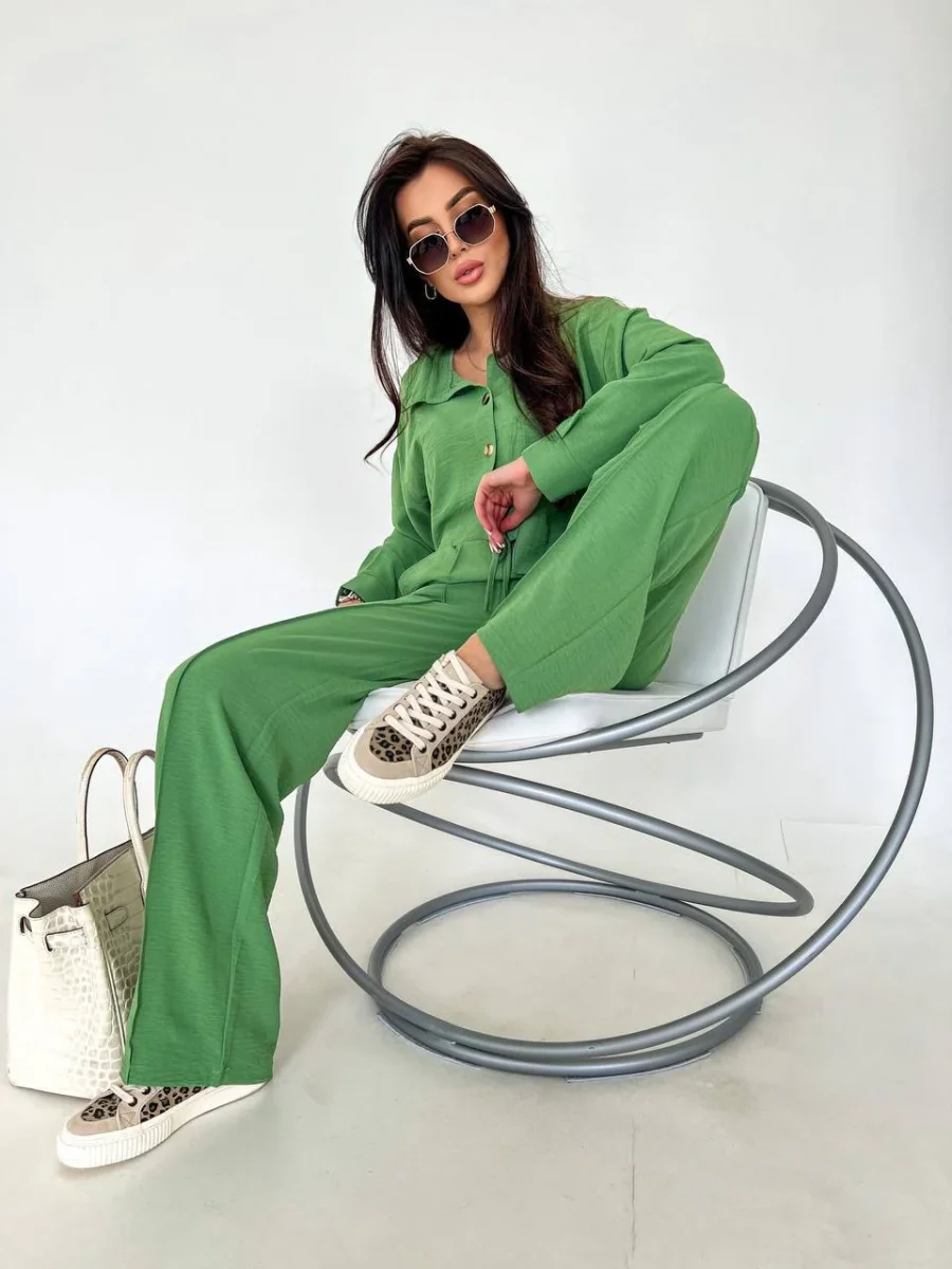 Set due pezzi camicia e pantalone pistacchio - immagine 4