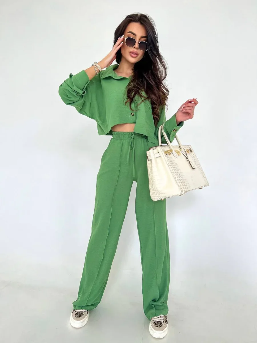 Set due pezzi camicia e pantalone pistacchio - immagine 3