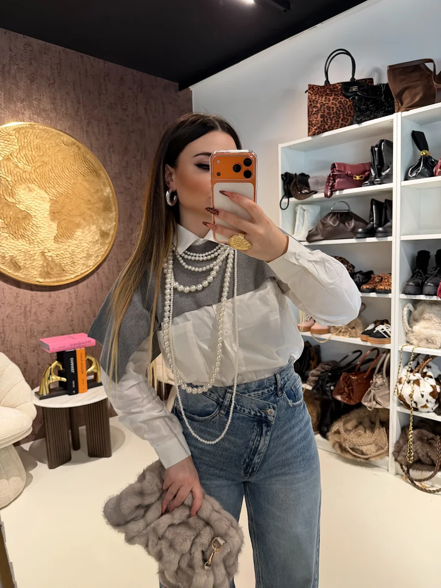 Camicia Layered Chic con maglioncino integrato