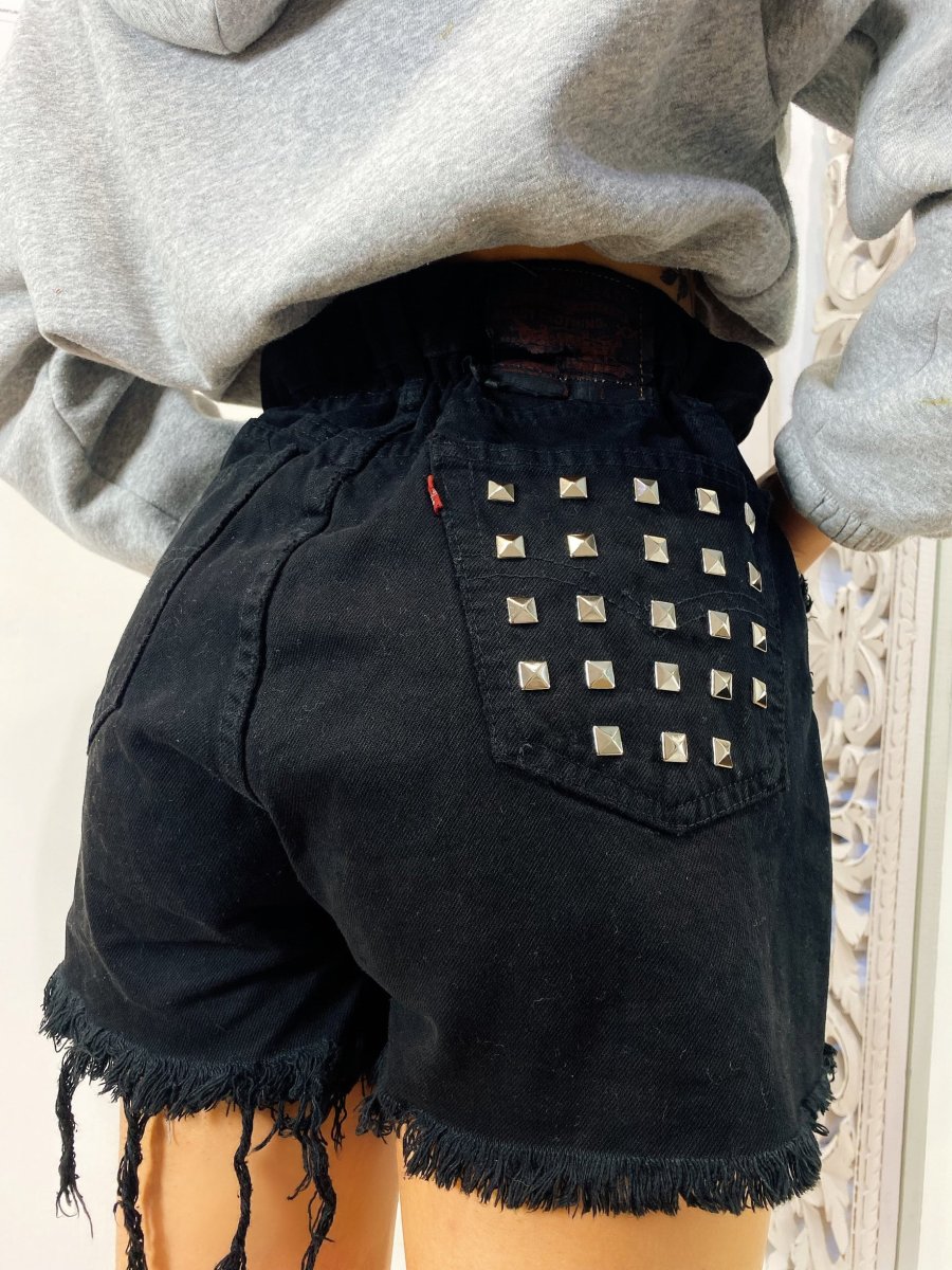 Short Levi’s Vintage nero con borchie - immagine 7