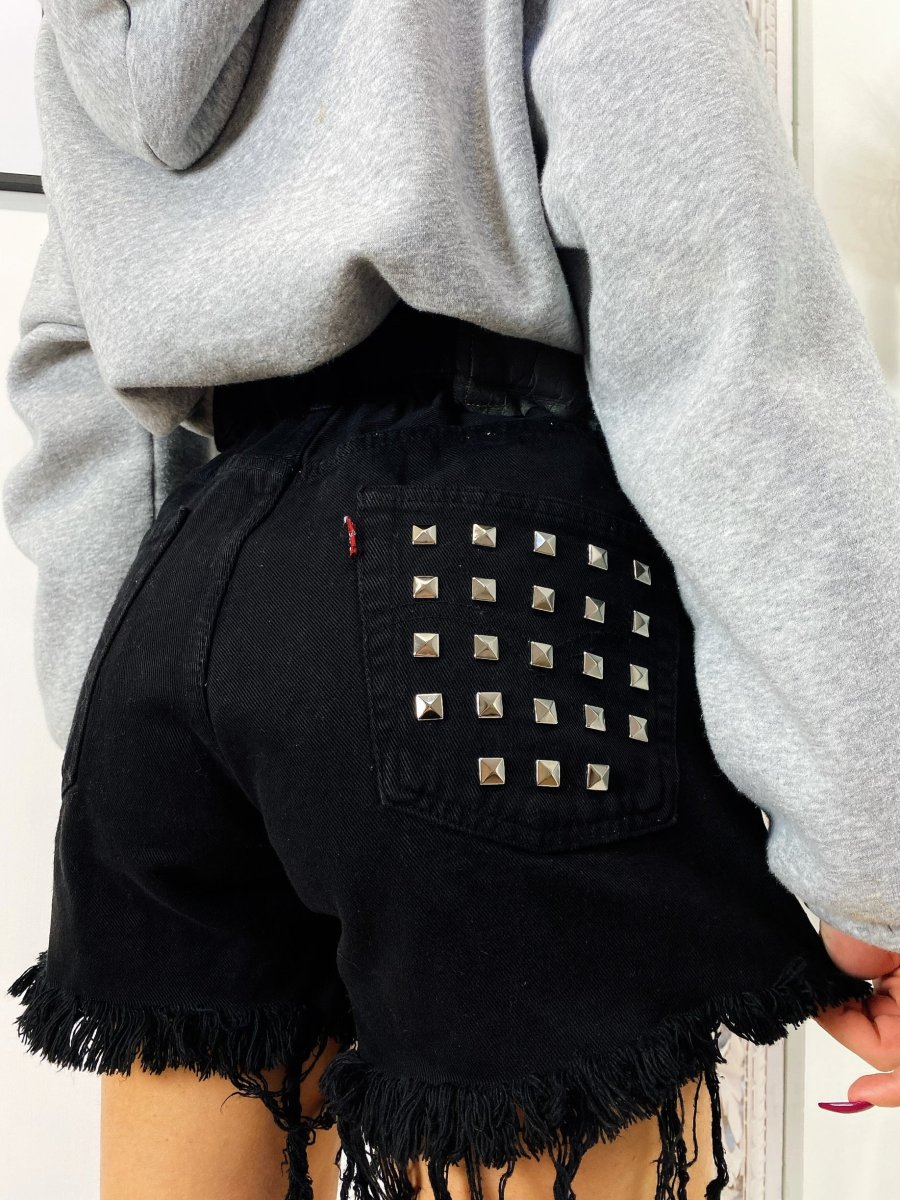Short Levi’s Vintage nero con borchie - immagine 4